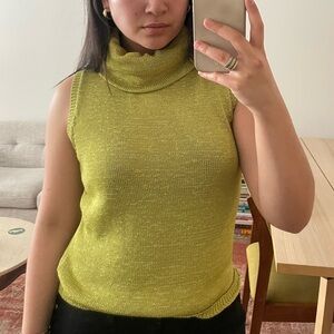 Nine West Green sleeveless turtleneck